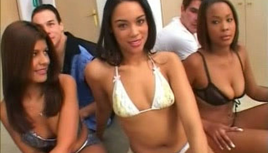 Whole bunch of sextractive chics in bikinis porn pics