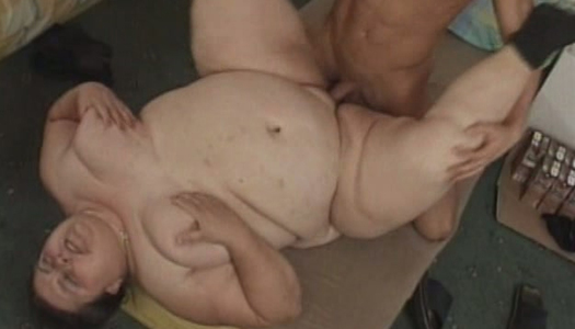 Lazy but horny fat slut Mitzi loves being banged missionary porn pics