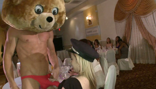 Girls are sucking dicks at the bachelorette party porn pics