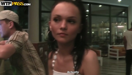 Aspen picks up a whorish brunette chick in a mall porn pics