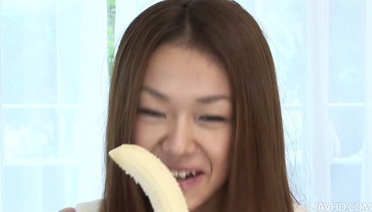 A great cock sucker Serina Hayakawa showing her talents on sucking porn pics