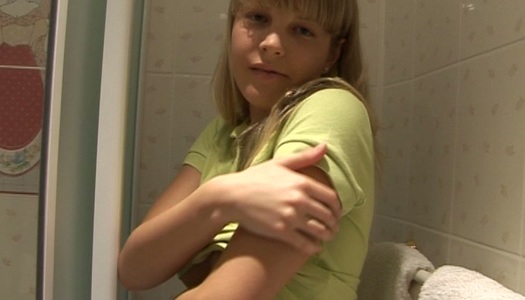 Ardent blond wanker Chanel masturbates with a dildo on the toilet bowl porn pics