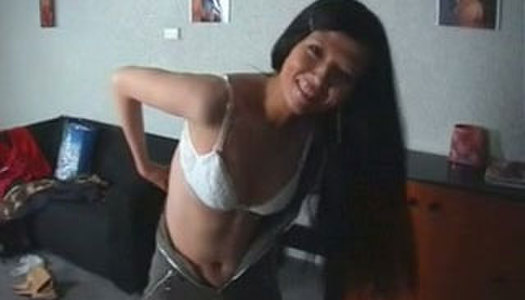 Greedy for cum brunette Martha guzzles big dick porn pics