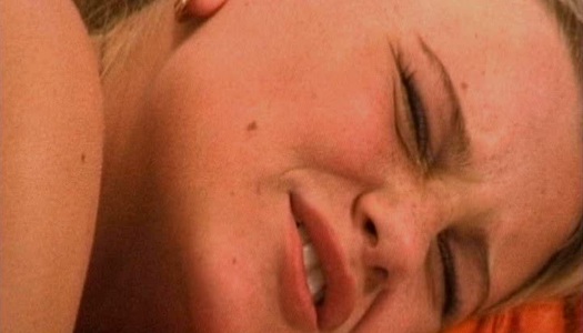 Torn slut is getting screwed hard in dirty anal sex session porn pics