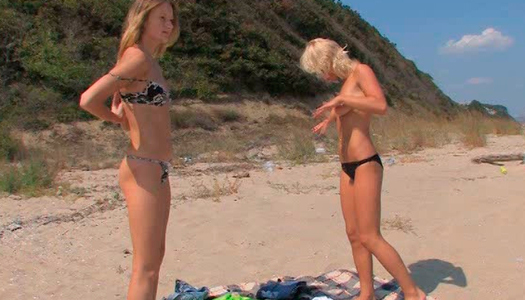 Breathtaking lesbian show by two extremely seductive blondes porn pics