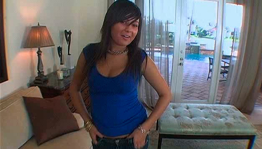 Spoiled Latin teen demonstrates her ample body in raunchy lingerie porn pics