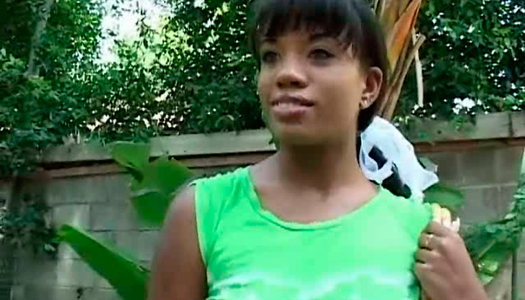 Fresh faced Ebony amateur Sydnee Capri is paid for first sexual experience porn pics