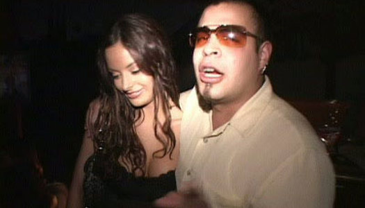 Spoiled college girl knows how to give a good blowjob porn pics