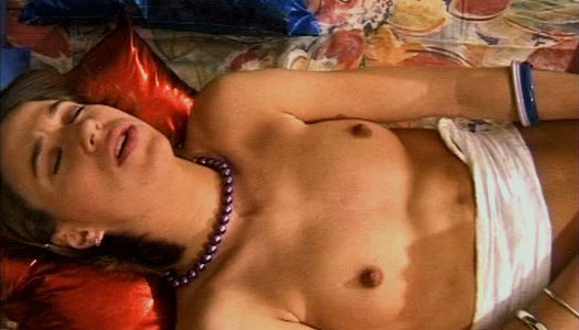 Skinny brunette amateur dildo fucks her moist vagina porn pics