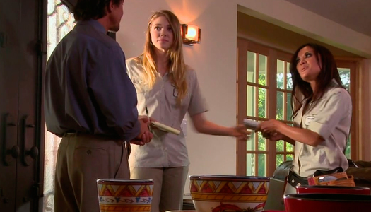 Eighteen year old horny babe loved to fuck with delivery guy porn pics