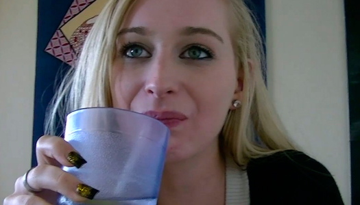 This horny blonde teen Stacy is pickuped in a restaurant porn pics