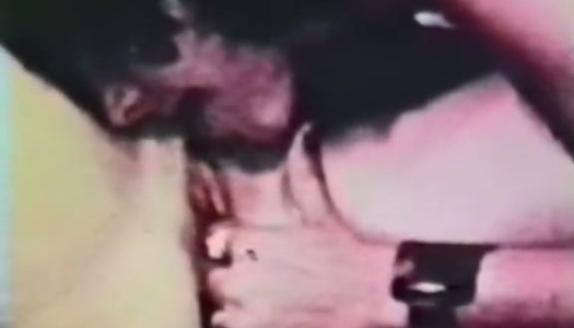 Horny lesbo chick Linda Lovelace drills her kooky with extremely long masturbator porn pics