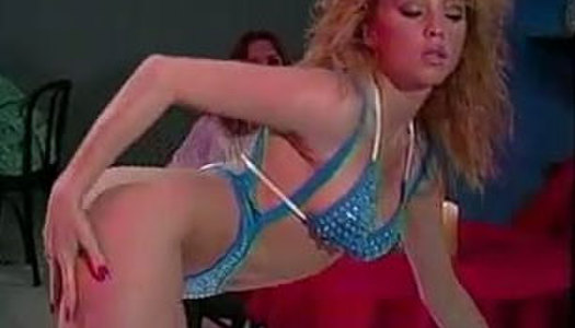 Long haired blond big assed stripper performs her hot dance porn pics