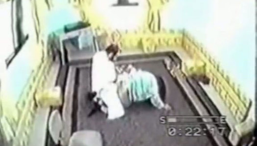 Amateur Indian slut gets fucked doggy style. Hidden camera porn pics