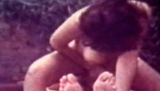 Retro whore Vanessa Del Rio gives deepthroat blowjob porn pics