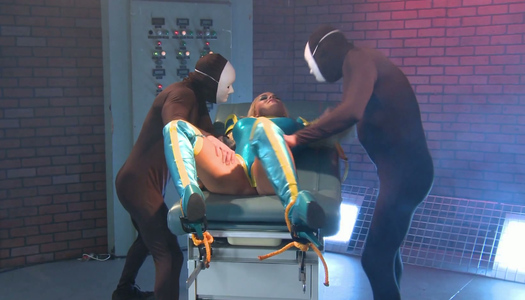 Sexy experiments on Alexis Monroe's dripping twat porn pics