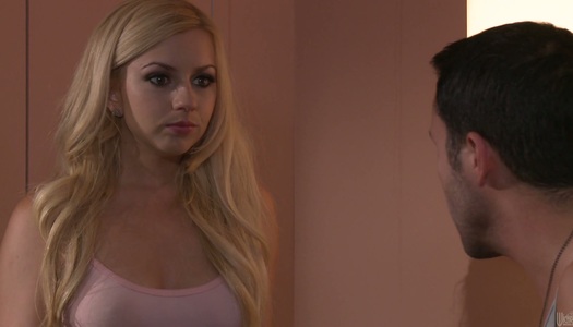 Craving for cock blonde lady Alyssa Branch gives blowjob porn pics