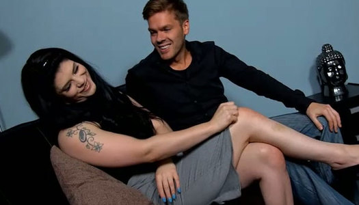 Handsome stud eats sweet kitty of gorgeous dark haired babe porn pics