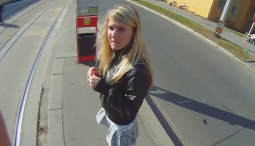 Dude wearing fucking glasses fucks picked up chick in the street porn pics