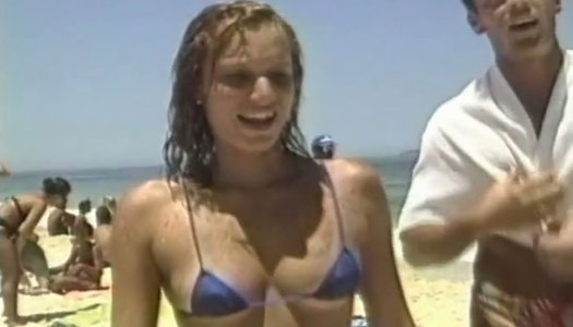 Curly haired bitch gives a head to thirsting man in room porn pics