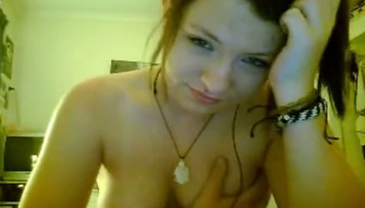 Bosomy ordinary looking webcam brunette goes solo to finger her own cunt porn pics