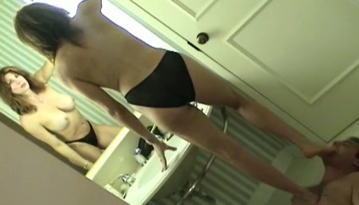 Fetish chick enjoys walking on her boyfriend porn pics