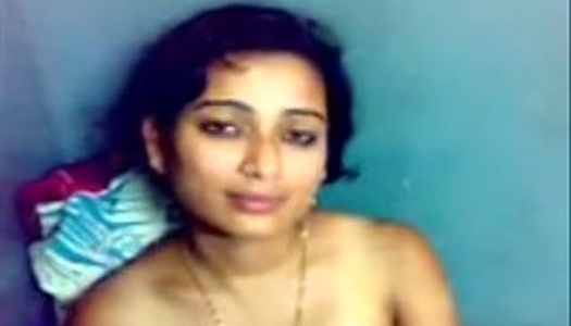 Kinky Indian brunette amateur nympho flashes her really puffy nipples porn pics