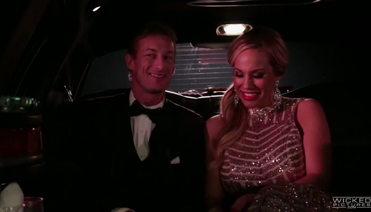 Sexy slut Bianca Breeze is fucked in the limo porn pics