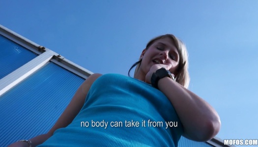 Shy blonde teen Tracy Anderson gives nice blowjob outside porn pics