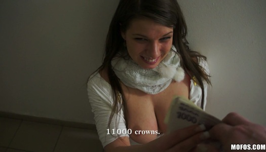 Fabulous blonde bombshell Mona Lee gives handjob and swallows cum porn pics