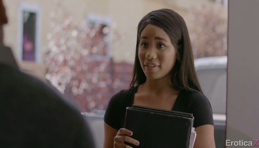  Das leckere Baby Jenna Foxx wird von einem geilen Kerl mit einem großen Schwanz gefickt porno bilder