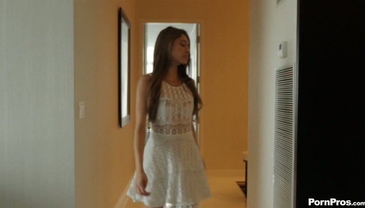 Slim babe Rebel Lynn is playing with hard penis before steamy and passionate sex porn pics