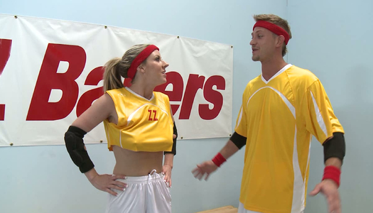 Slutty bitch Carolyn Reese flashes her boobs and gives a hot titjob porn pics