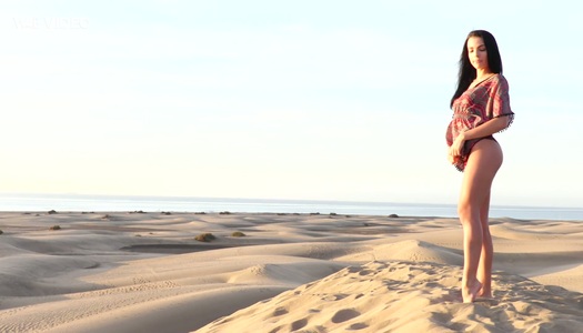 Tanned slim babe with perfect curves Sapphira is posing on the sand porn pics