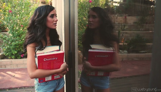 Adorable and juicy babe Naomi Woods makes her new friend squirt porn pics