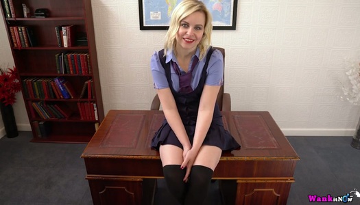 Naughty college chick Anna Belle gives a good blowjob to horny dean porn pics