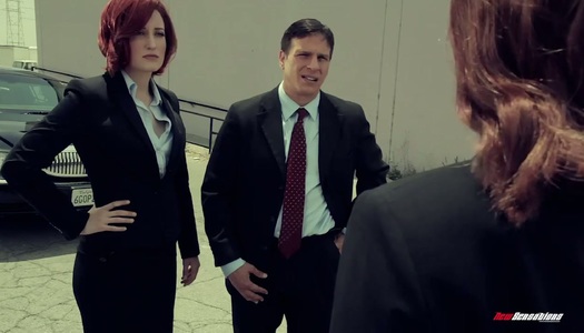  Naughty Hottie reitet einen Schwanz und bekommt ihre Muschi im Doggystyle zugeschlagen porno bilder