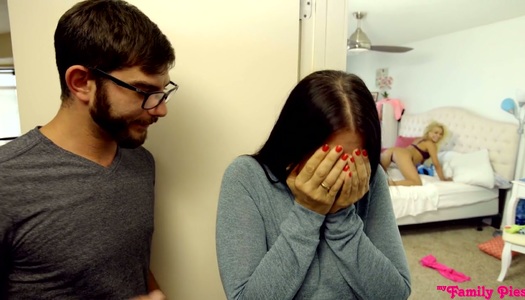 Blond step daughter Carmen Caliente can't stop twerking her juicy ass porn pics