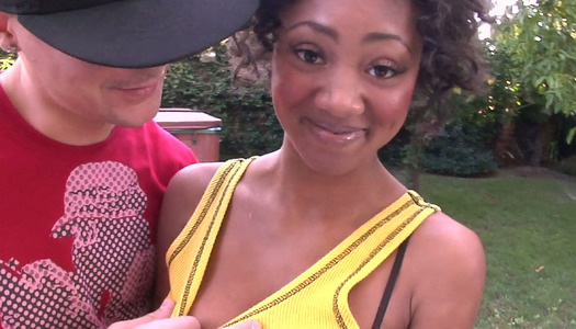 Teen ebony Evanni Solei shows off her bra and thongs porn pics