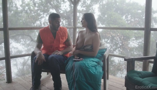 Sex-appeal milf with big boobs Sofi Ryan gets her muff nailed outdoor porn pics