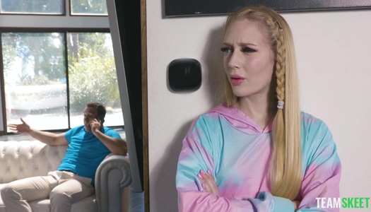 Step unckle can't say no to sex-starved niece Emma Starletto porn pics