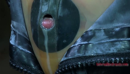 Tight black rubber mask makes Kristine Andrews suffocate and cry porn pics