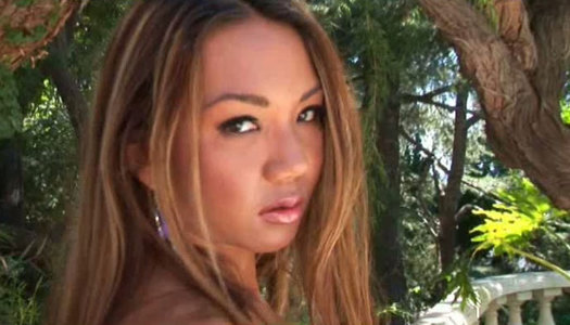 Cute and slutty babe sucks two big shafts to prepare them for threesome porn pics