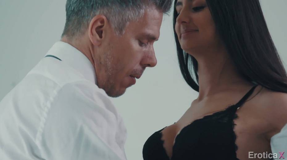 Cute kept woman Eliza Ibarra is making love with hot blooded sugar daddy - 3. pic